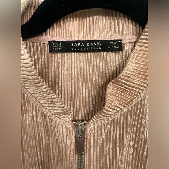 Zara pink plisse bomber jacket medium - Picture 2 of 3